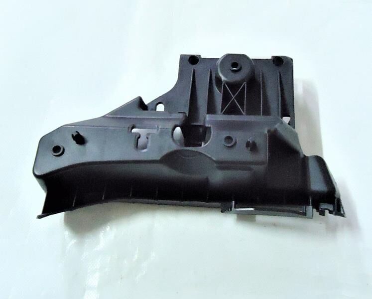 ARKA TAMPON BRAKETI ALT SAĞ H.BACK FOCUS 18