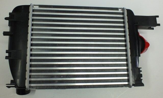 TURBO RADYATÖRÜ INTERCOOLER CLIO IV 12 CAPTUR 13 LOGAN II 12 SANDERO II 12 SYMBOL III 13 0.9TCe 1.2TCe 1.5dCi