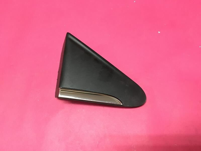 AYNA BAKALİTİ ÖN ÇAMURLUK / AYNA ARASI BAKALİTİ NİKELAJLI SAĞ CLIO IV