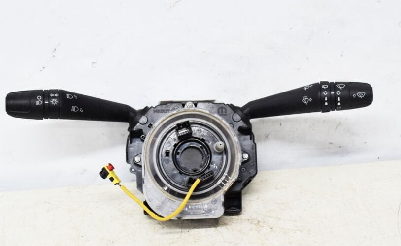 FAR SİNYAL SİLECEK KUMANDA KOLU FIAT EGEA HB SW 735637880-735667551-735720983-73567480-1735674801-735705133-735652902