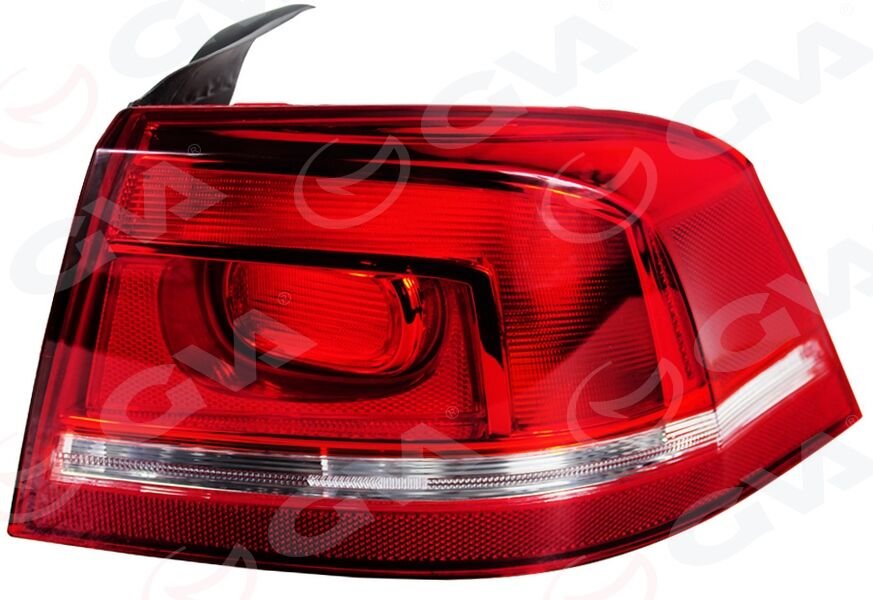 STOP LAMBASI LEDSİZ SAG PASSAT 2012