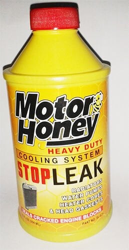 RADYATÖR ÇATLAK İLACI 300ml. SIVI ANTİFRİZ UYUMLU STOPLEAK U.S.A. KOLİSİ 24 ADET